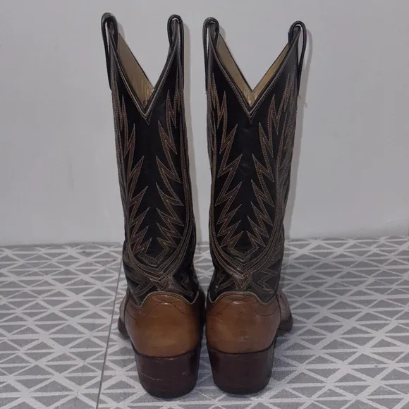 Men's Dan Post Cowboy Boots Size 8 Brown and Black