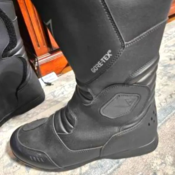 Mens - Dianese Gore-tex motorcycle boots US 13.5