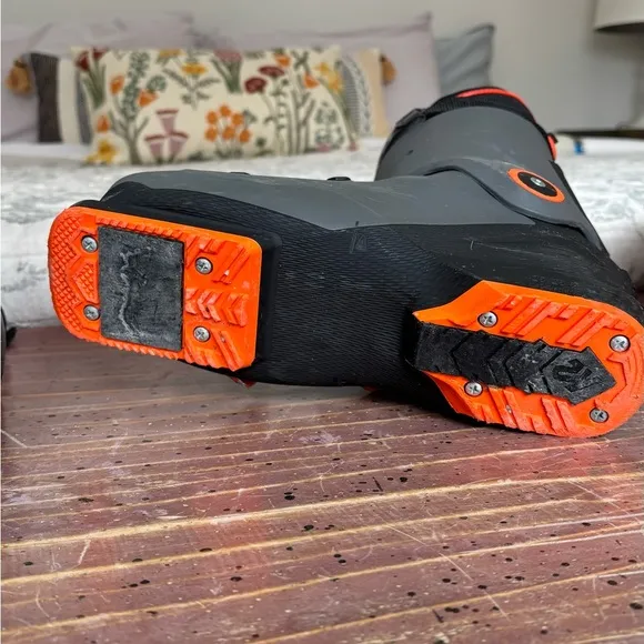 Men's K2 All Mountain Recon Ski Boots Stiff Flex