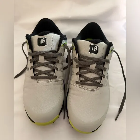 Men’s New Balance Minimus Golf Shoe Size 8.5 NWOT