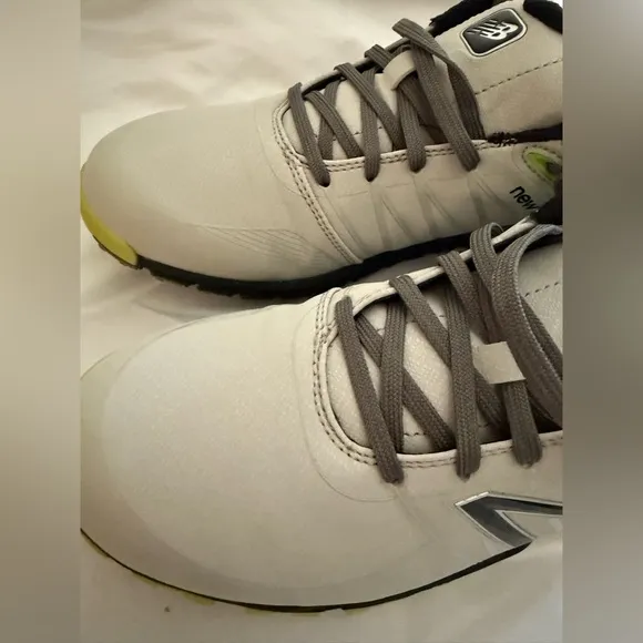 Men’s New Balance Minimus Golf Shoe Size 8.5 NWOT
