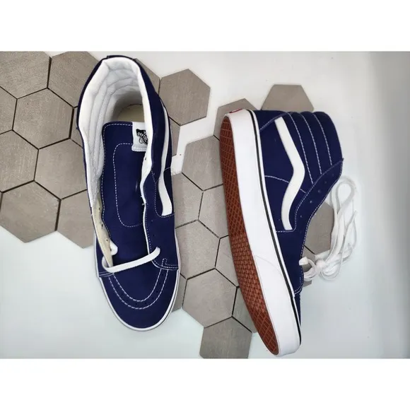 Men's Size 10.5 VANS Sk8-Hi Beacon Blue Brand New Dark Blue Sk8 Knu Old Skool