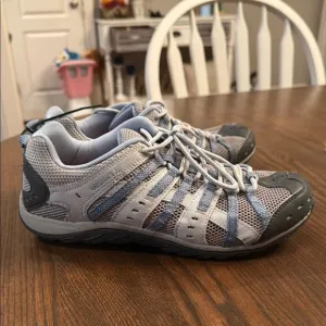 Merrell ash Blue Eaven Gray and Blue Hiking Shoes. Size 9.5