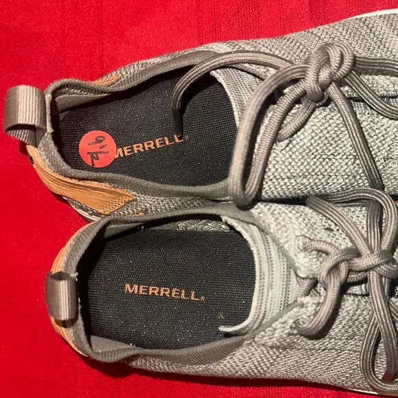 Merrell Brindle Vibram Sneakers with Modern Design Size 9.5