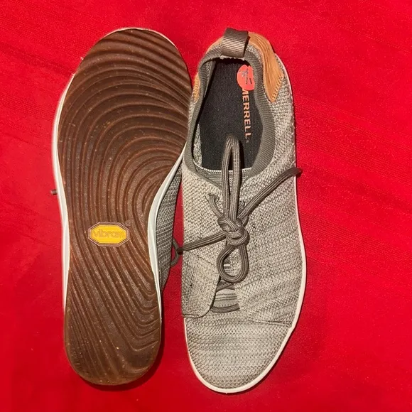 Merrell Brindle Vibram Sneakers with Modern Design Size 9.5