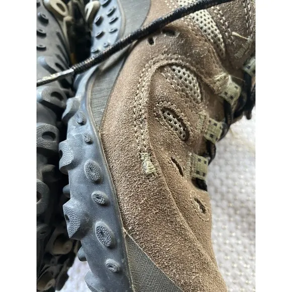 Merrell Chameleon Arc Gore-Tex Hiking Shoes Womens 9 Brown XCR Canteen Suede