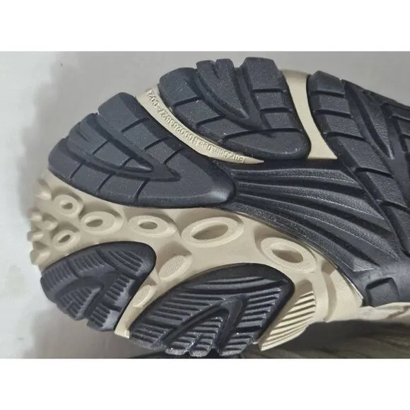 MERRELL ladies moab 2 vent hiking shoe Nwb