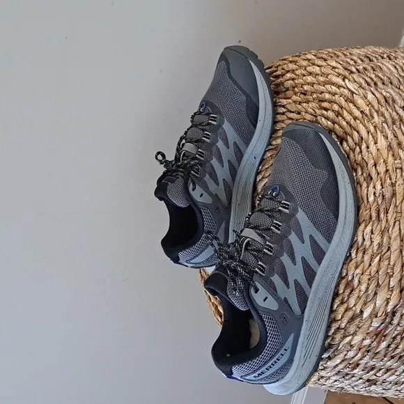 Merrell Mens Antora 3 Performance Hiking Sneaker Shoes‎ Grey Upper/Blue S-10