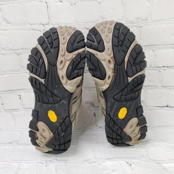 MERRELL MEN'S MOAB 2 WATERPROOF HIKING LACE COMFORTABLE SHOES BARK J08871 SIZE 8