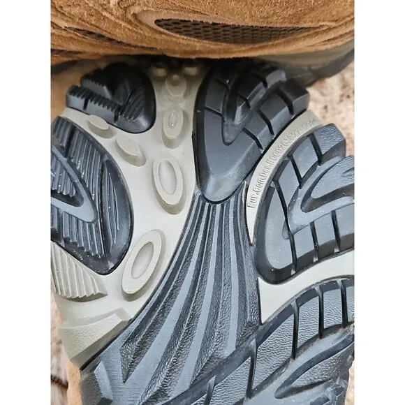 Merrell MOAB 2 Mother-of-All-Boots Waterproof Hiking Shoes Mens Size 11 W EUC