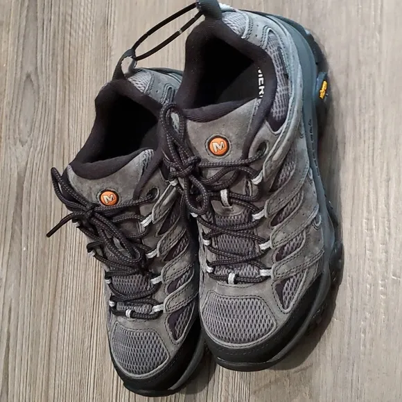 MERRELL MOAB 3 Gore Tex Waterproof Suburban Mountain Hiking Shoes Size 9