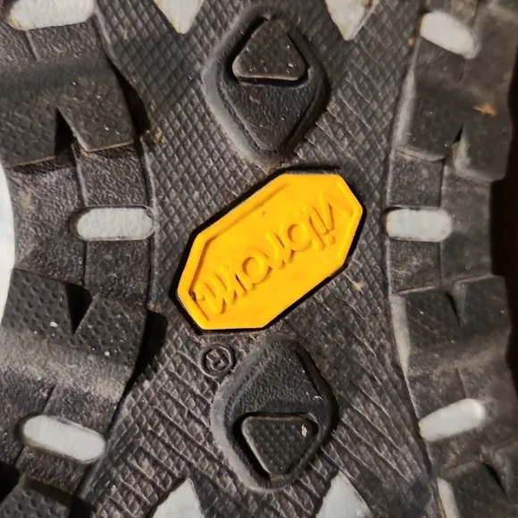 MERRELL MOAB FLIGHT WOMEN'S TRAIL RUNNING SHOES SIZE 7 MEDIUM MARINE