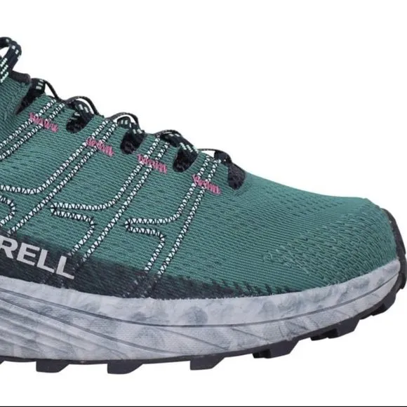 MERRELL MOAB FLIGHT WOMEN'S TRAIL RUNNING SHOES SIZE 7 MEDIUM MARINE