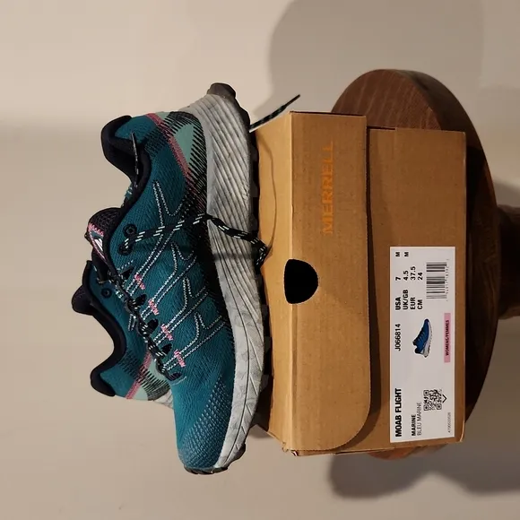 MERRELL MOAB FLIGHT WOMEN'S TRAIL RUNNING SHOES SIZE 7 MEDIUM MARINE