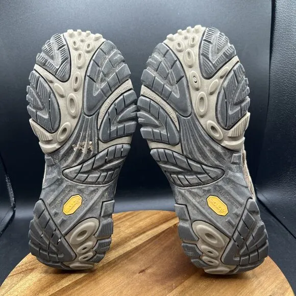 Merrell Moab Men's Size 8.5 W Wide Brown Suede Vibram Sole Hiking Shoes J06011W