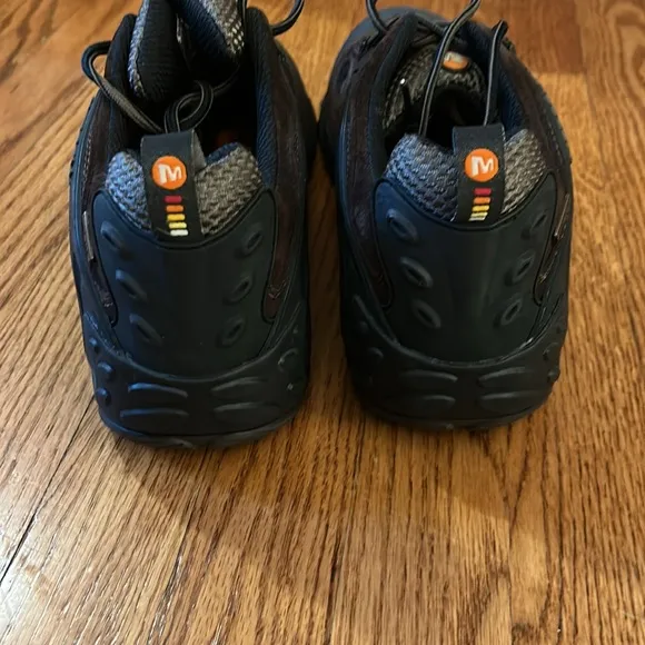 MERRELL Shoes Waterproof &amp; Reinforced Toe