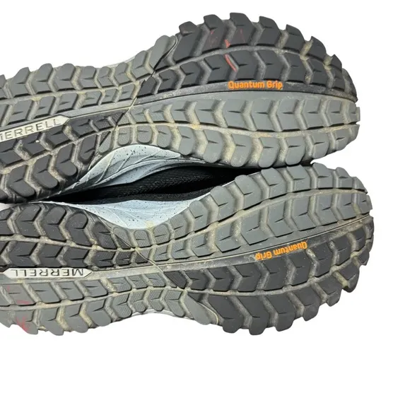 Merrell Women’s Black and Gray Trail Running Shoes size 9 waterproof