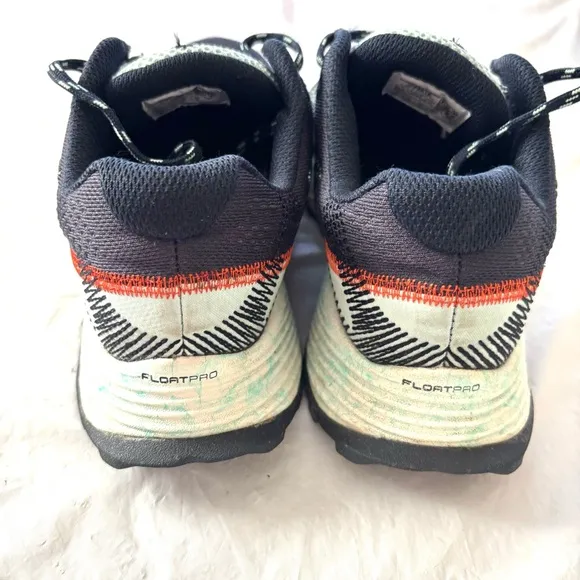 Merrell Women's Moab Flight floatpro hiking walking Shoes SZ 6 Worn 1X Indoors