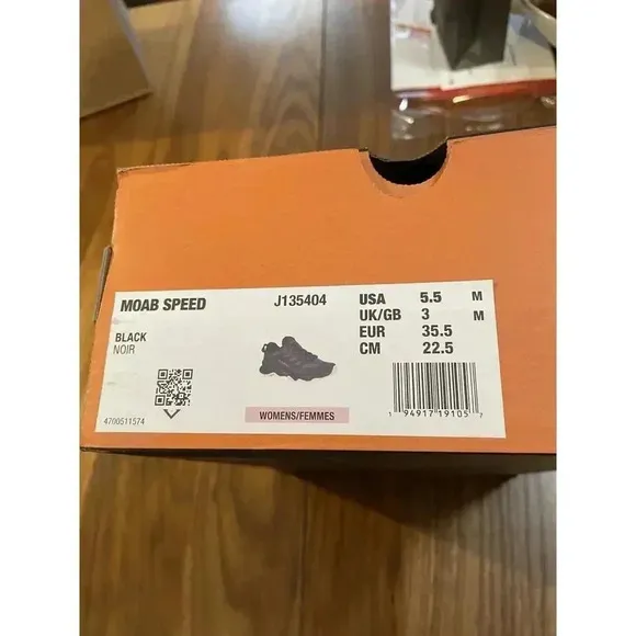 Merrell Women's NEW Moab‎ Speed Black Hiking Shoes J135404 size 5.5/35.5