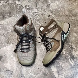 Merrell Tuskora J090559 Olive Waterproof Leather Trail Hiking Boots Shoes 7