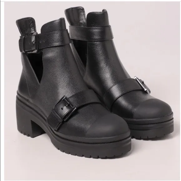Michael Kors Corey Cut-Out Buckle Ankle Boot In Grained Leather Size 7