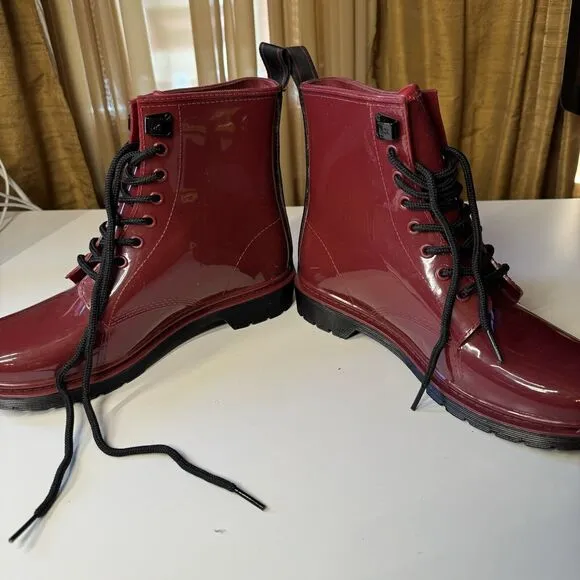 Michael Kors Tavie Rainbootie Rubber Burgandy Women’s Size 9