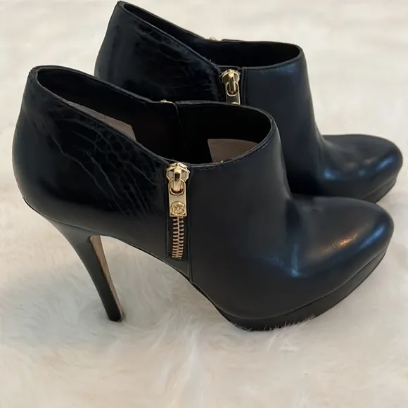MICHAEL Michael Kors Black Leather &amp; Python York Ankle Boots Size 10