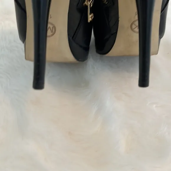 MICHAEL Michael Kors Black Leather &amp; Python York Ankle Boots Size 10