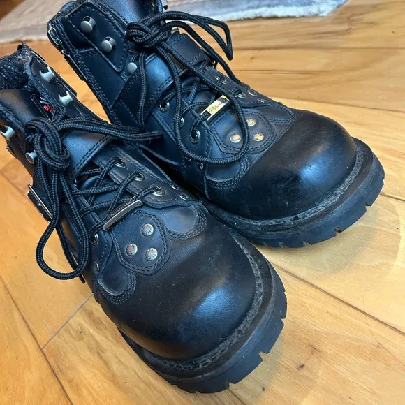 Miluakee Motorcycle Black Leather Boots for Men
