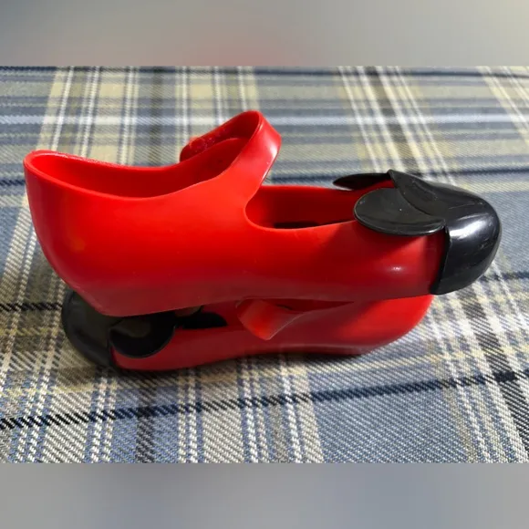 Mini Melissa Ultragirl   Mickey and Friends Baby Red Black