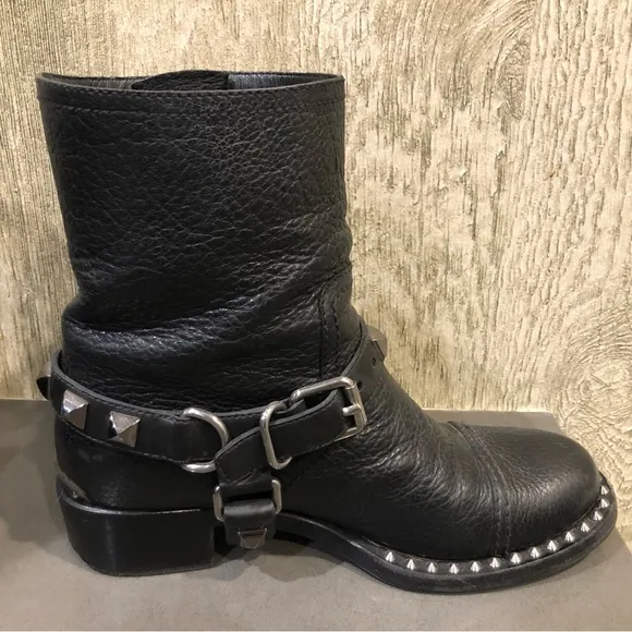 Miu Miu Moto Boots - Black Leather - 39