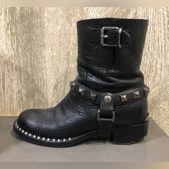 Miu Miu Moto Boots - Black Leather - 39