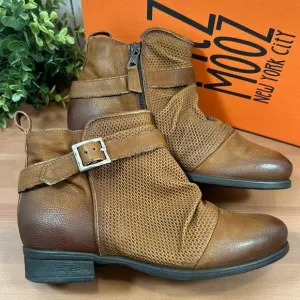 Miz Mooz Suzy Wide Width Leather Ankle Boots with Buckle Size 38W