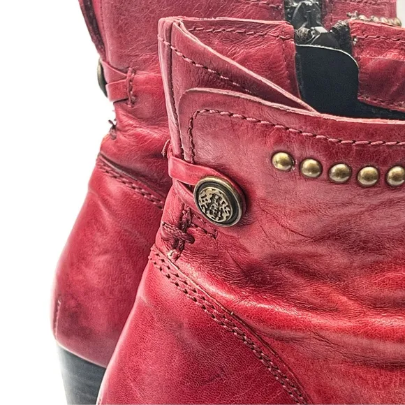 MJUS Leather studded heeled Booties Size 39