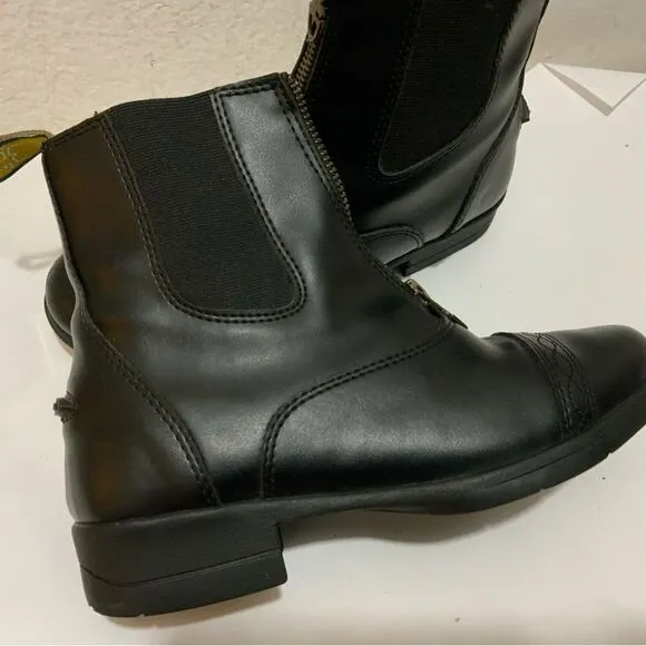 Moretta Rosetta black front zip girls size 4 ankle boots