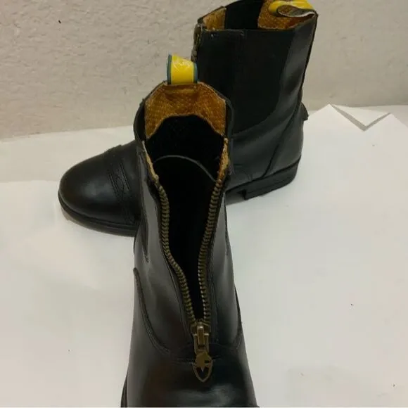 Moretta Rosetta black front zip girls size 4 ankle boots