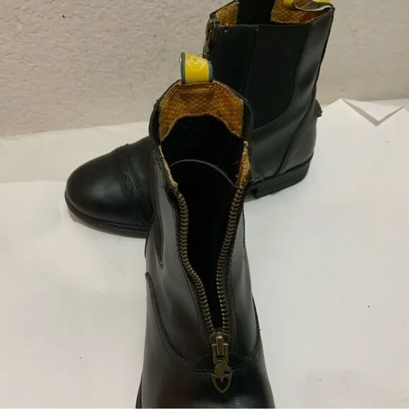 Moretta Rosetta black front zip girls size 4 ankle boots