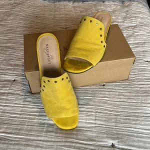 Naked Feet BI JOUX yellow shoes