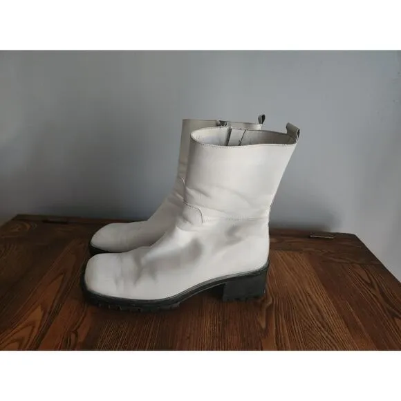 Nando Muzi White Ankle Boots Made in Italy 37 Italy (US 7-7.5)