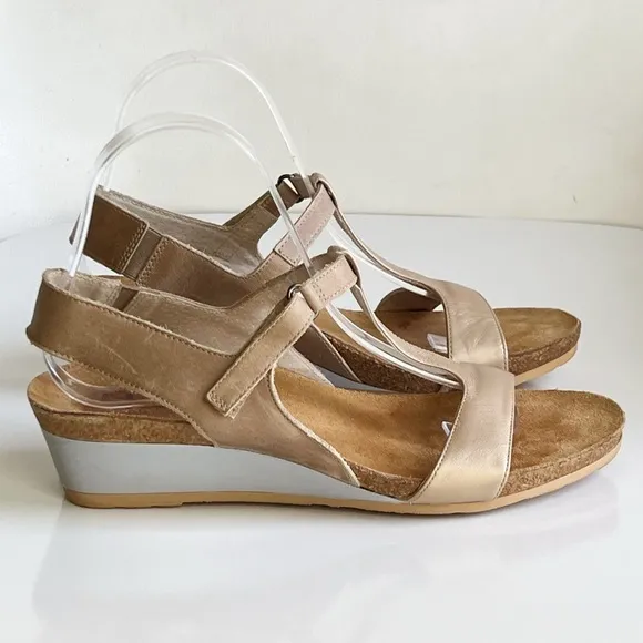 Naot Shoes Womens 9 Unicorn Wedge Sandals Leather T Strap Adjustable Comfort