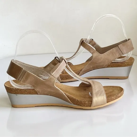 Naot Shoes Womens 9 Unicorn Wedge Sandals Leather T Strap Adjustable Comfort