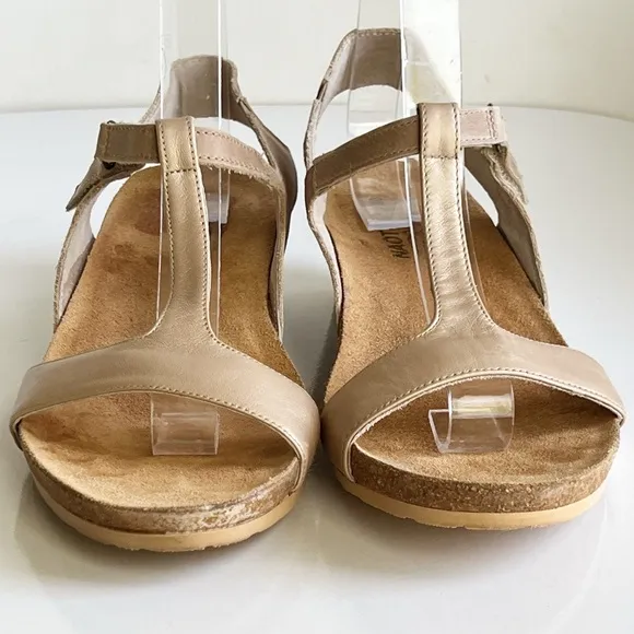 Naot Shoes Womens 9 Unicorn Wedge Sandals Leather T Strap Adjustable Comfort