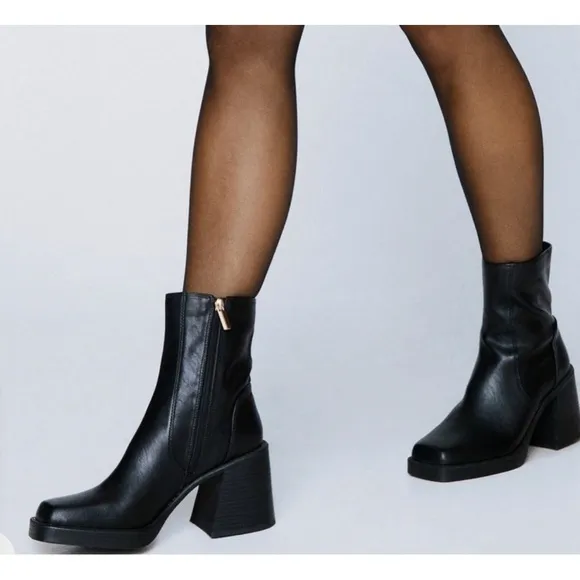 Nasty Gal Platform ankle boots size 9 Brand New