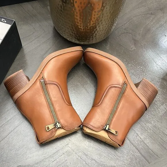 Naturalizer Emmy Block Heel Bootie in English Tea Leather