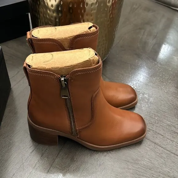 Naturalizer Emmy Block Heel Bootie in English Tea Leather