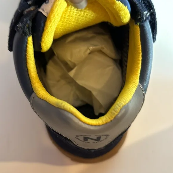 Naturino Boys waterproof Velcro Strap Shoes 12 Blue NWT