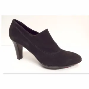 New AQUATALIA Charcoal Gray Suede Leather Weather Proof ROSETTA Bootie Pumps 10