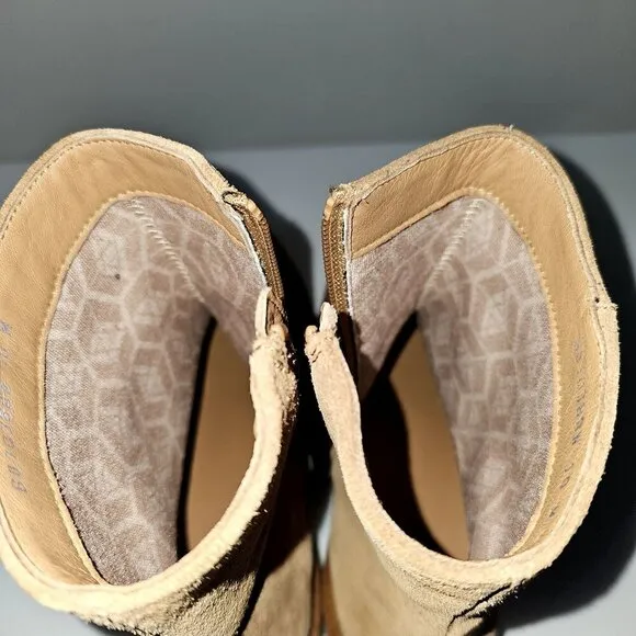 NEW Aquatalia Maddie Platform Bootie Water Resistant Brown Suede Size 10