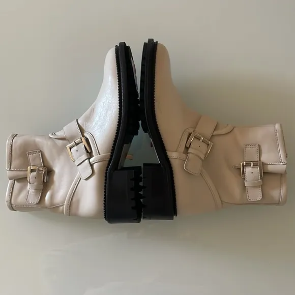 New Aquatalia Off White Omayda Boot Size 7.5