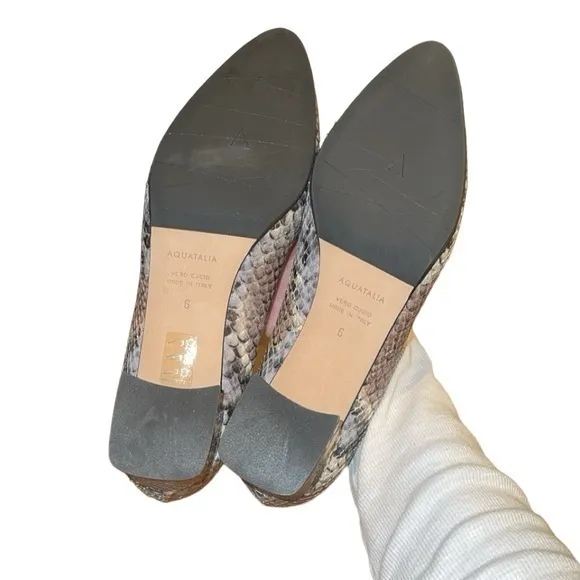 NEW Aquatalia Pasha Embossed Snake Print Pumps Block Heels‎